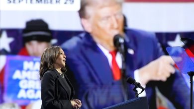 Kamala Harris fête ses soixante ans et s’attaque à l’âge de Donald Trump